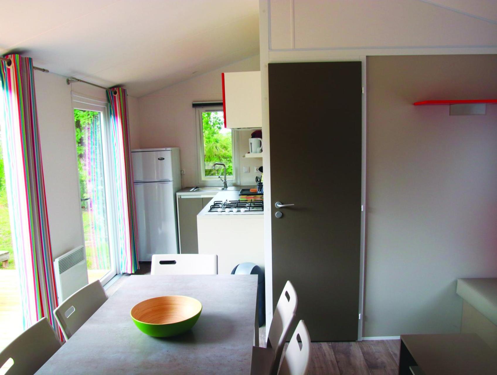 Camping Fontaine Du Roc Pensionat Devillac Rum bild